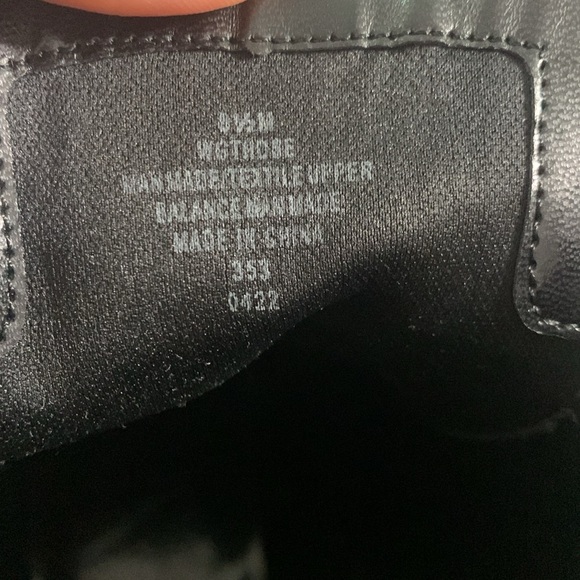 Guess Black Multi Those Logo Boots - Picture 6 of 16